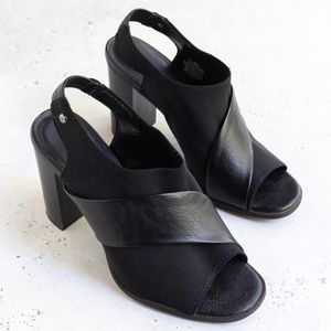 Simply Vera Black Heels - 8M